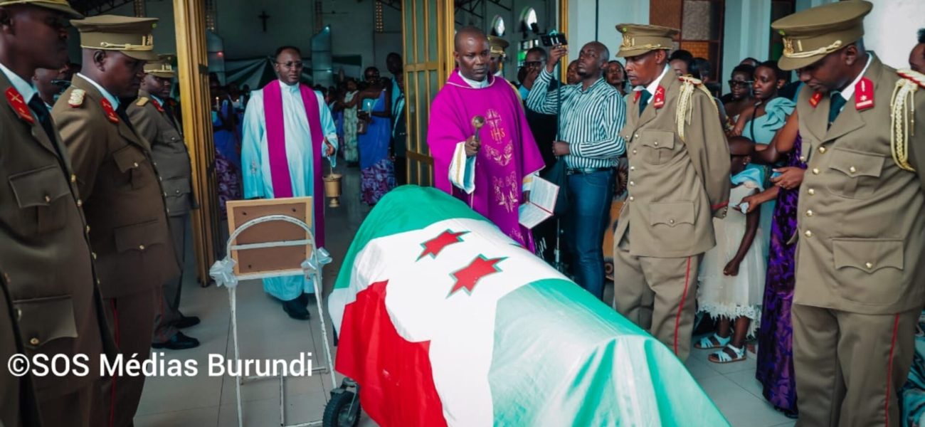 0ea08d32-e82b-4530-9cc9-df798a8aed6d-3800x2138_c