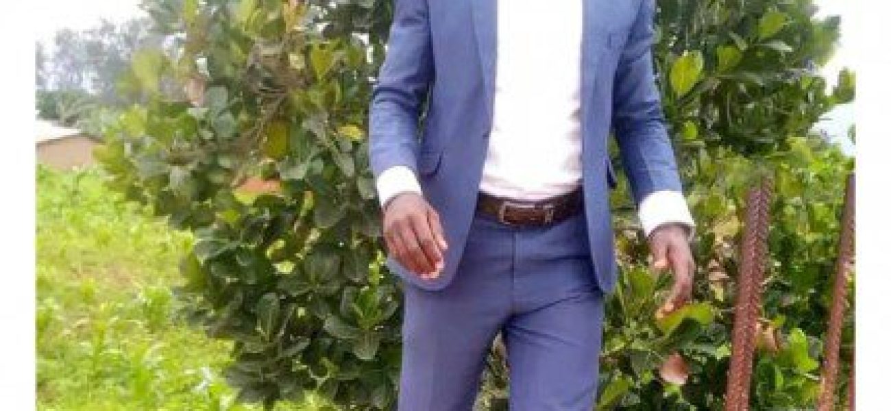 1735135844580-747201735135858