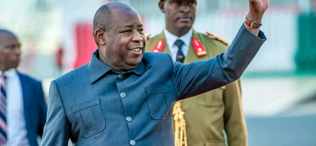 1762153877563