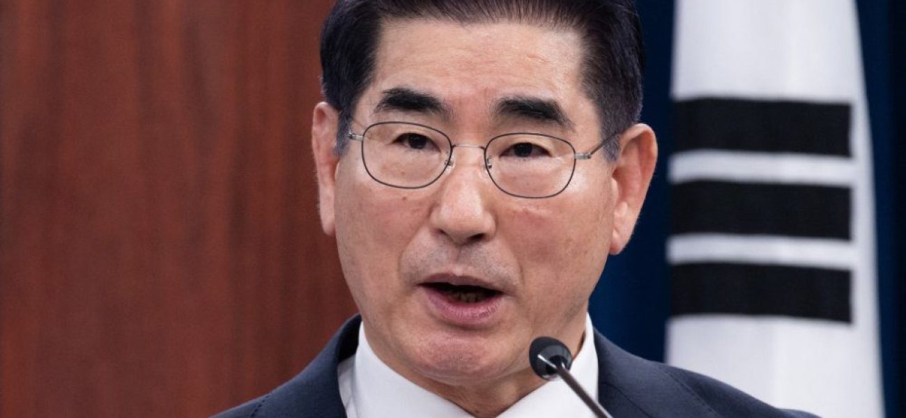 2024-south-koreas-former-defence-94968864-26a4e