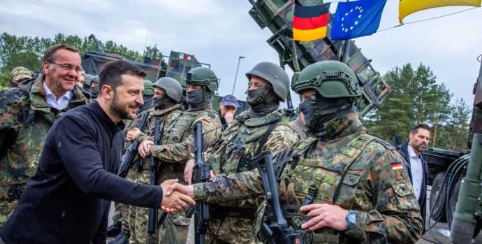 2025-02-18T070457Z_1724238479_RC2698AUI1PA_RTRMADP_3_UKRAINE-CRISIS-GERMANY-AGENTS-1