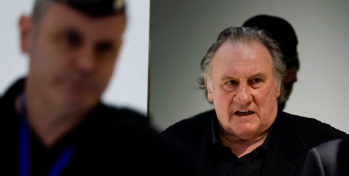 French actor Gerard Depardieu arrives on the day of his trial for two sexual assaults allegedly committed on the set of the film "Les Volets Verts", at the courthouse in Paris, France, March 24, 2025. REUTERS/Stephanie Lecocq