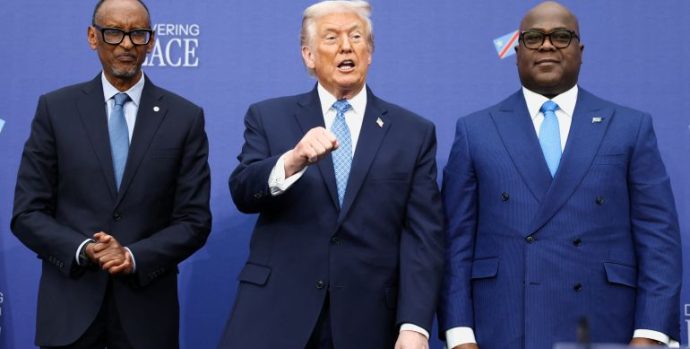 2025-12-04T191314Z_173990078_RC2V9IADTB06_RTRMADP_3_USA-TRUMP-RWANDA-CONGO-1764887531
