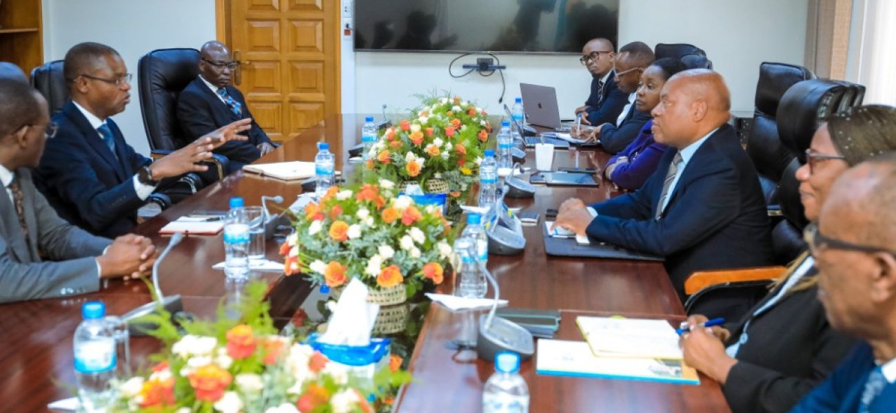 20250621_083841_copy_1000x666