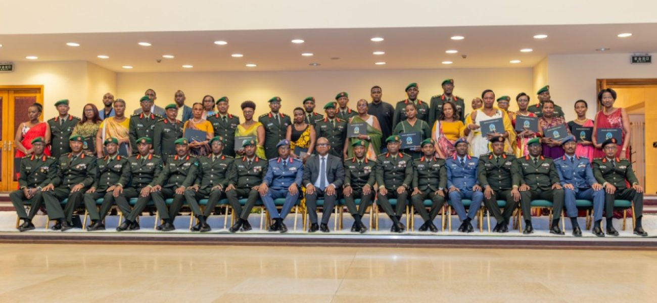 20250729_034420_copy_1000x647