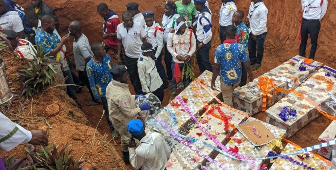 202508afr_drc_komanda_burial