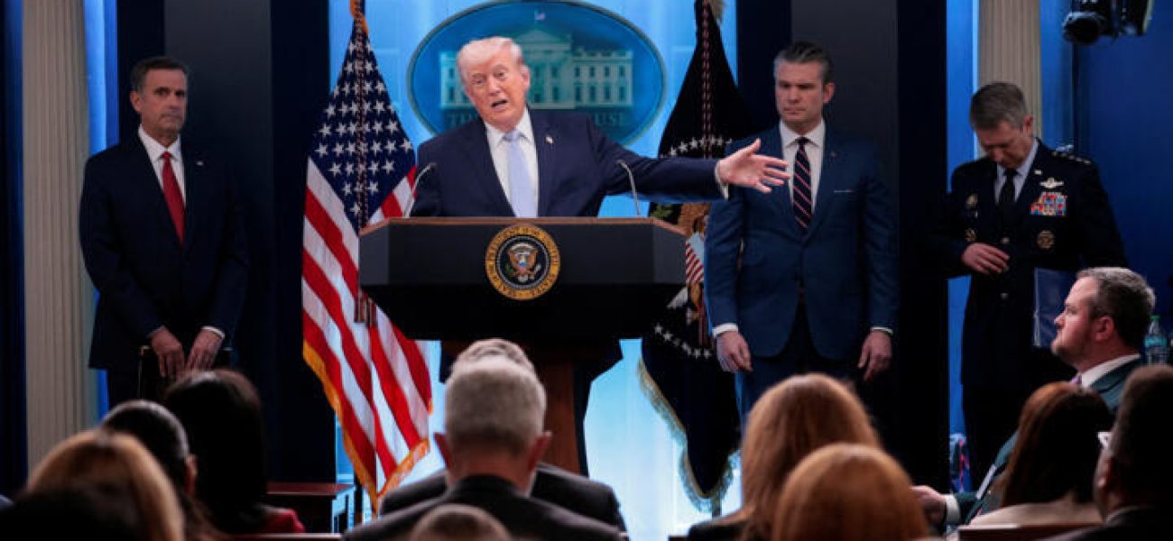 2026-04-06T172127Z-1680056144-RC2TJKA7FQEX-RTRMADP-3-IRAN-CRISIS-USA-TRUMP