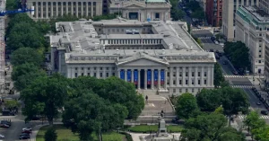 2026-08-19T173535Z_655549577_RC2QBMA9PGH6_RTRMADP_3_USA-BONDS-1787220298