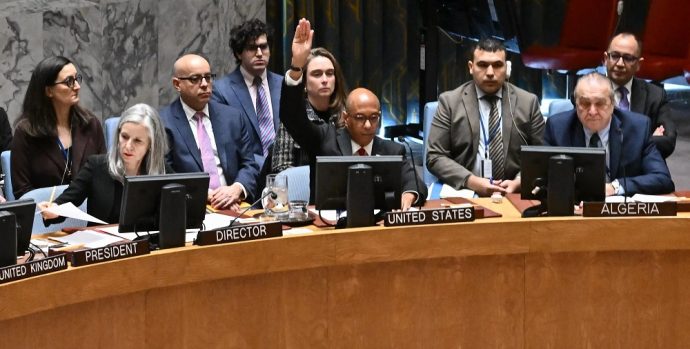20un-resolution-hwgl-threeByTwoLargeAt2X-v2