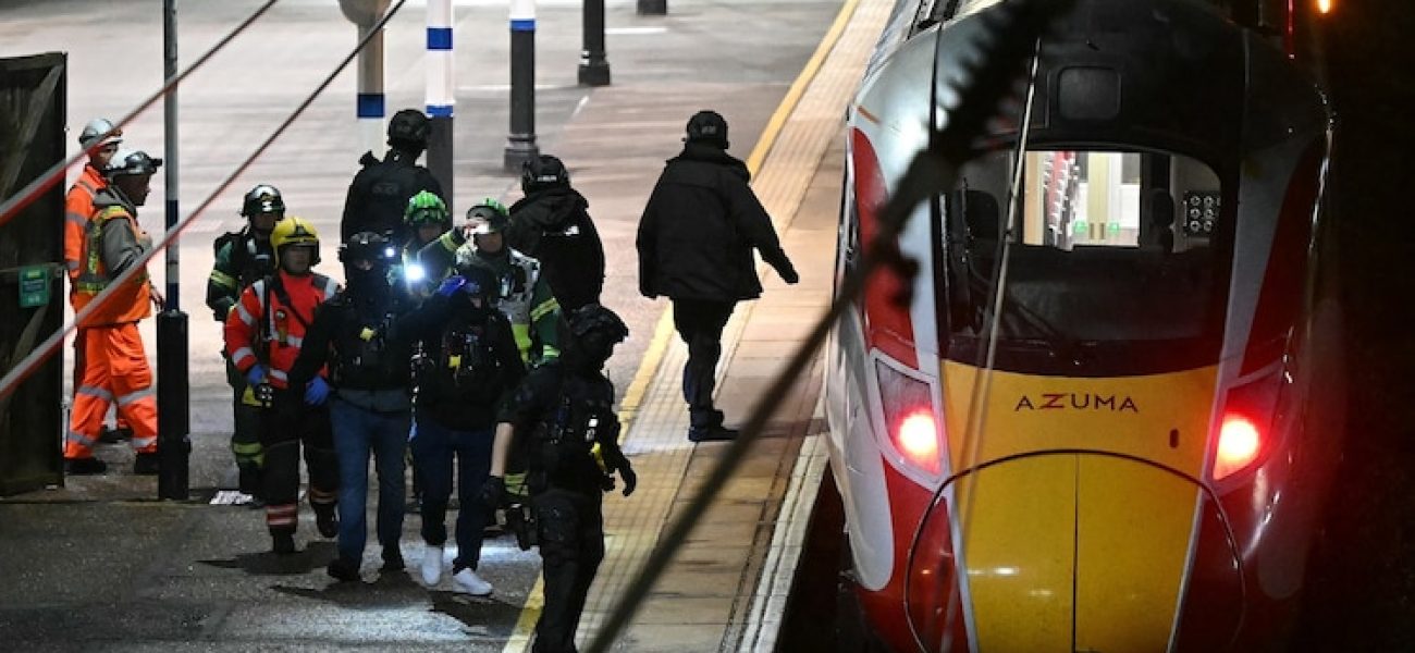 2244057663_1762039406006_hpMain