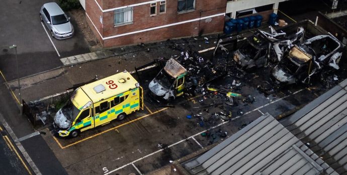 23xp-uk-arson-ambulances-bfkm-jumbo