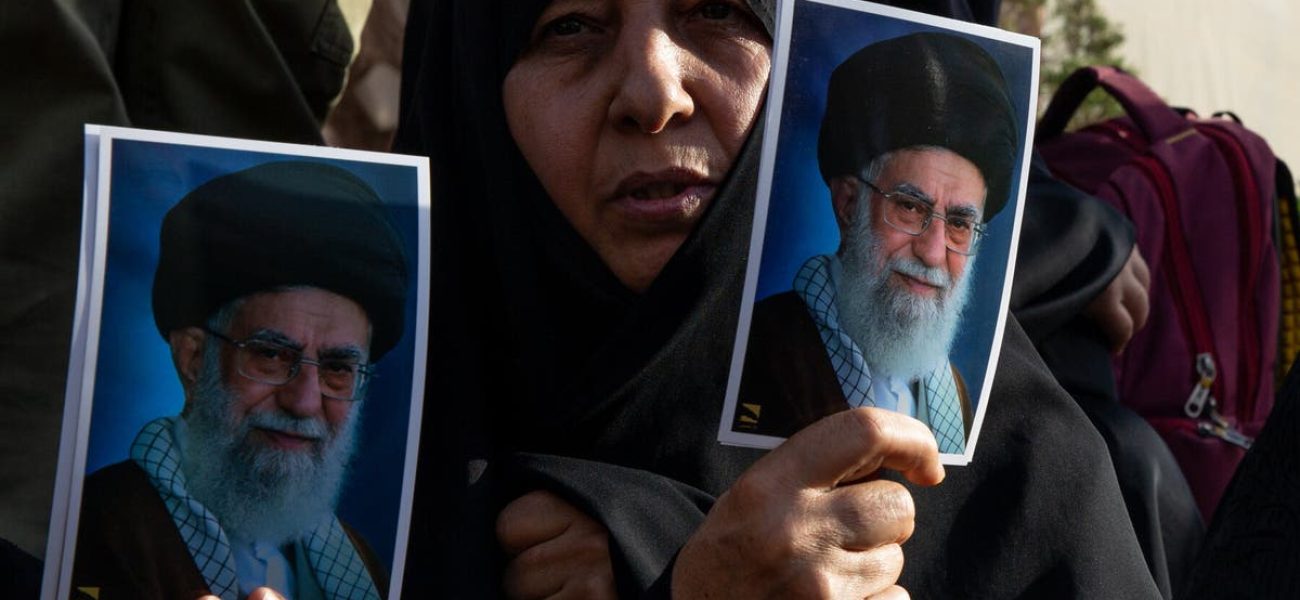 25int-khamenei-tjkh-mobileMasterAt3x