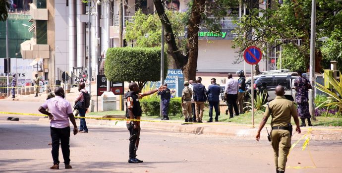 Ugandan police and explosion experts secure the scene of a blast in Kampala, Uganda November 16, 2021. REUTERS/Abubaker Lubowa