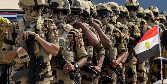 45443-egypt-soldiers-700_496