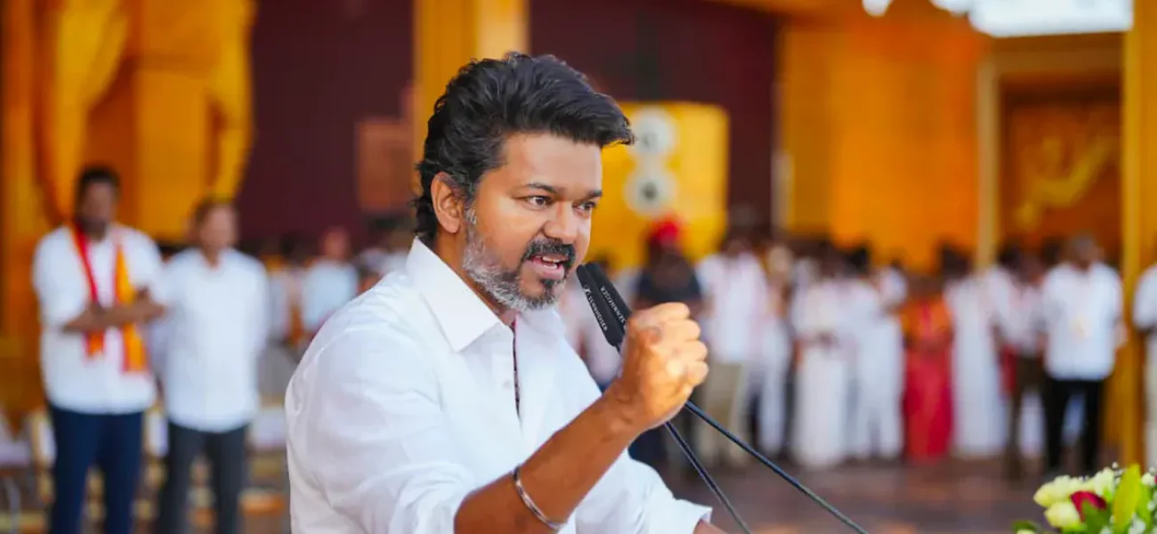 4chneiro_vijay_625x300_22_August_25