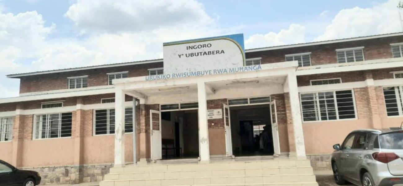 5e8548f3-d25e-4ccc-abfe-154aaa533176-860x645