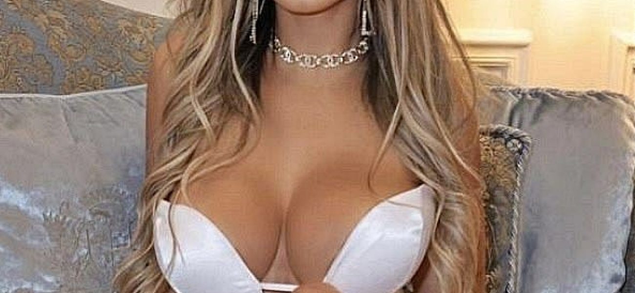 96148385-14493867-Jana_na_Prazeres_from_Brazil_has_been_dubbed_the_world_s_most_be-a-30_1741869956407