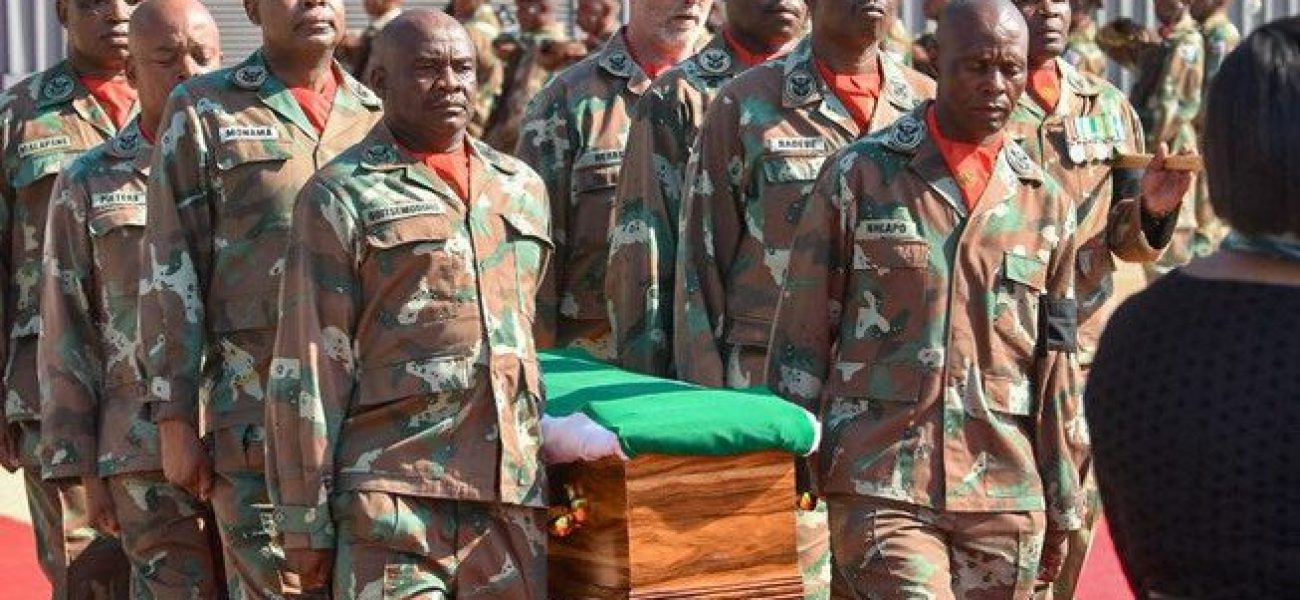 Fallen_soldier_casket_DRC_repatriation_Feb_24_SANDF_1