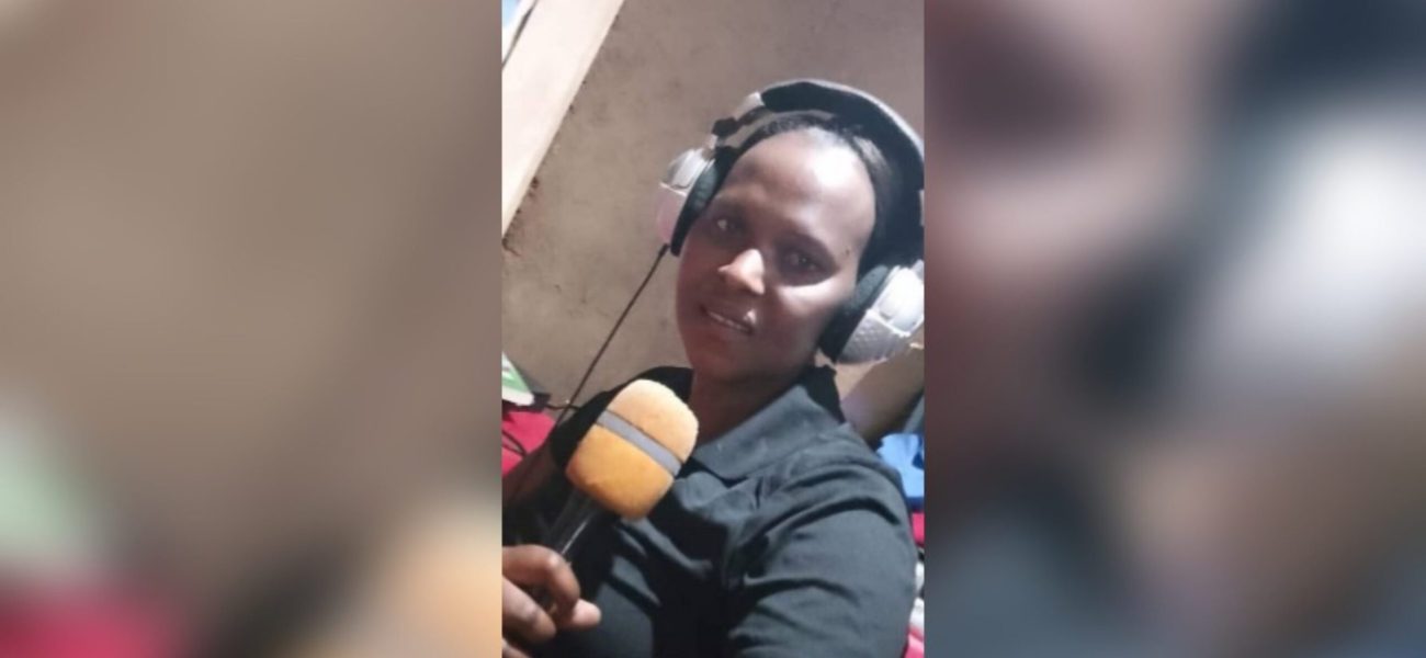 {"remix_data":[],"remix_entry_point":"challenges","source_tags":["local"],"origin":"unknown","total_draw_time":0,"total_draw_actions":0,"layers_used":0,"brushes_used":0,"photos_added":0,"total_editor_actions":{},"tools_used":{"square_fit":1},"is_sticker":false,"edited_since_last_sticker_save":true,"containsFTESticker":false}