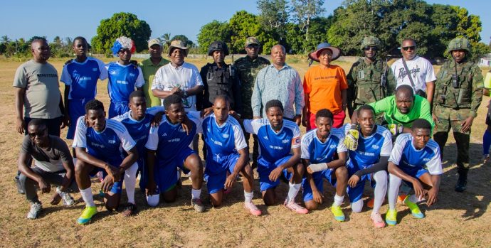 HJrd4BHXsAYR-2J