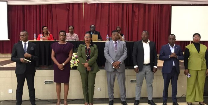 Iyi ni yo Komite nshya y'urugaga rw'Abahesha b'Inkiko b'Umwuga mu gihugu