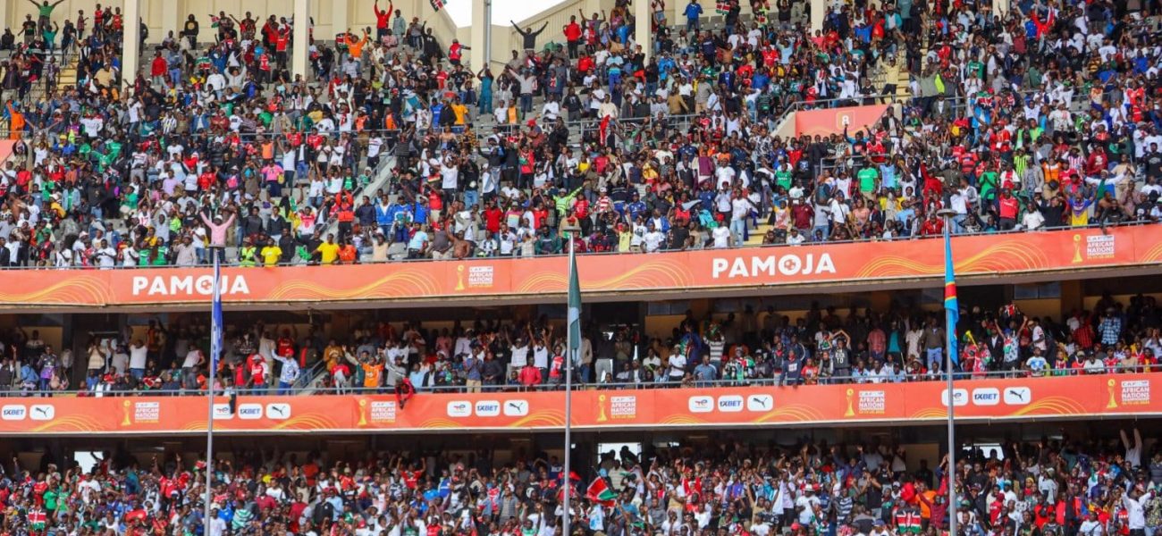 Kenya-fans-1-1536x1024