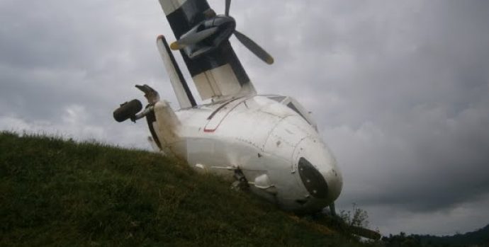 un avion s'est écrasé mardi 30 octobre à l'aérodrome de Ruenda à Butembo au Nord-Kivu/ Photo Radio Okapi/ Etienne Muhindo