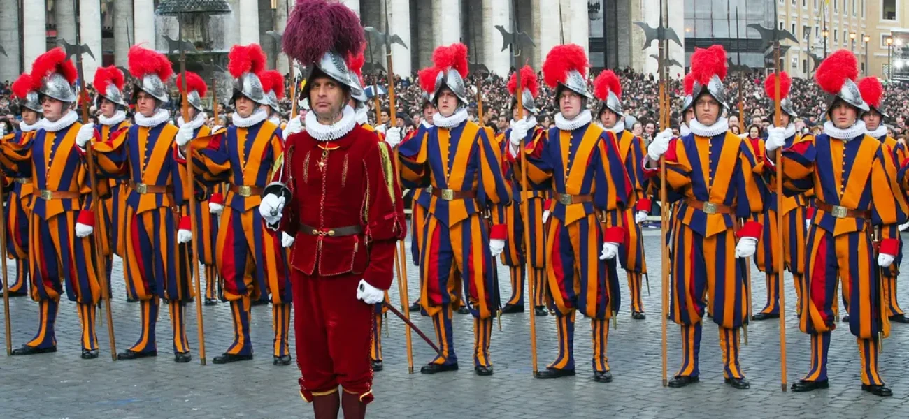 Pontifical-Swiss-Guards-election-Vatican-City-April-19-2005