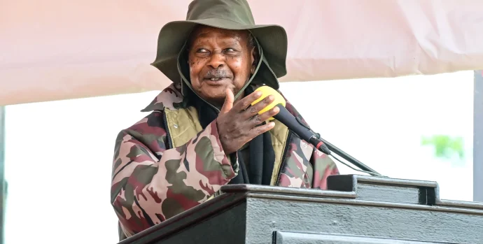 President-Museveni-addressing-guests-during-the-commissioning-ceremony-for-cardets-at-Kaweweta-on-Tuesday.-PPU-photoPIX1-scaled