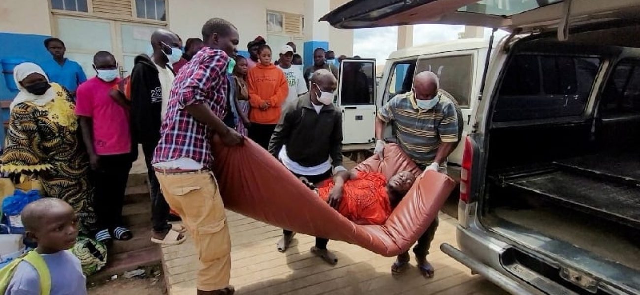 A man is carried from an ambulance as he arrives at Bunia General Referral Hospital following confirmation of an Ebola outbreak involving the Bundibugyo strain in Bunia, Ituri province, Democratic Republic of Congo, May 16, 2026.  Picture taken with a mobile phone. REUTERS/Victoire Mukenge