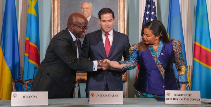 Secretary Marco Rubio hosts a Democratic Republic of the Congo-Rwanda Peace Agreement signing ceremony between Democratic Republic of the Congo Foreign Minister Thérèse Kayikwamba Wagner and Rwandan Foreign Minister Olivier Nduhungirehe at the Department of State in Washington, D.C., June 27, 2025. (Official State Department photo by Freddie Everett)
