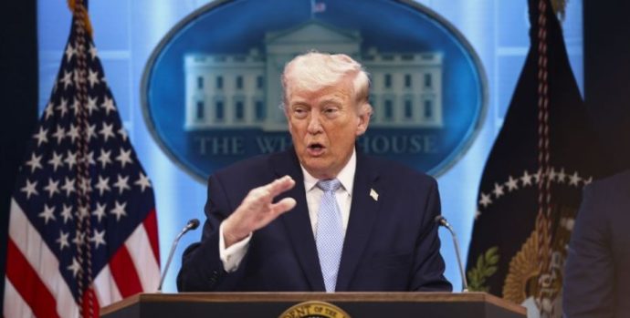 Trump-threatens-complete-demolition-of-Irans-infrastructure
