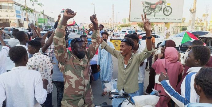 Sudanese citizens celebrate following an announcement by the army that it took over the city of Wad Madani, in Port Sudan, Sudan January 11, 2025. REUTERS/Ibrahim Mohammed Ishak
