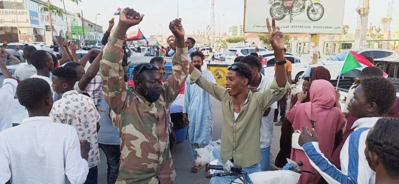 Sudanese citizens celebrate following an announcement by the army that it took over the city of Wad Madani, in Port Sudan, Sudan January 11, 2025. REUTERS/Ibrahim Mohammed Ishak