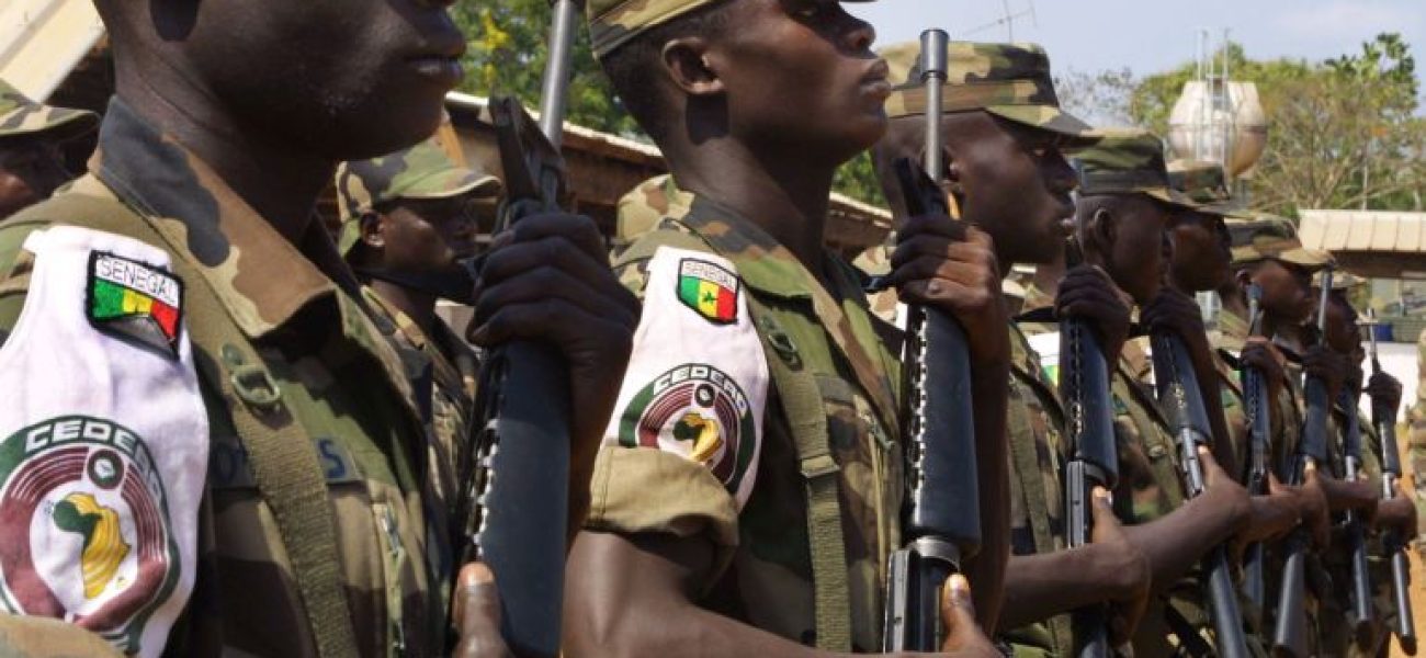 afp.com-20030217-PH-PAR-APP2003021733001-highres-1690891377