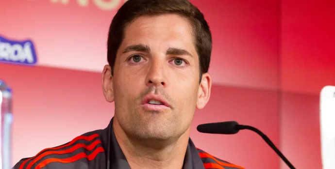assistant-coach-spain-robert-moreno-1053793246