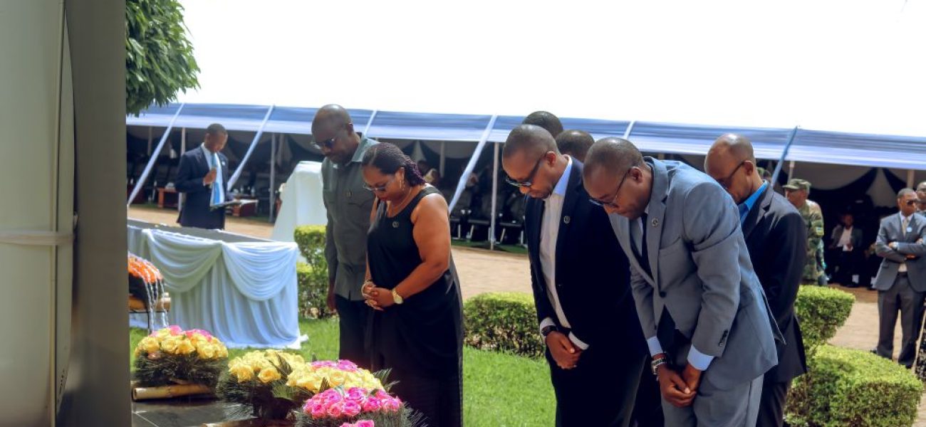 b34d51b2-3939-4db9-afbe-516af912738c