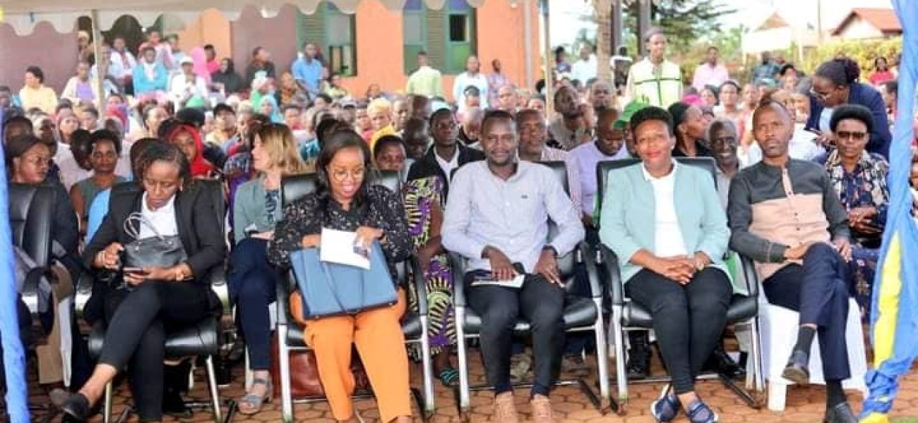 d65f1cb7-6fcb-4098-b77e-90da3173bc96