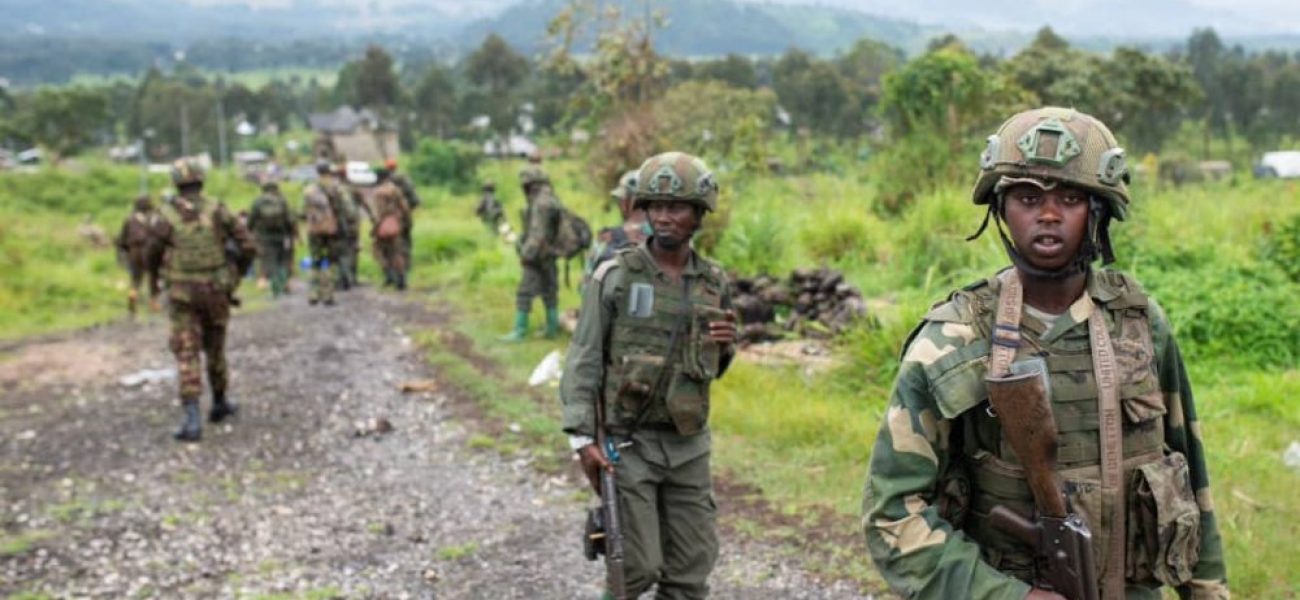 f8gguygxkaa038a-82da9