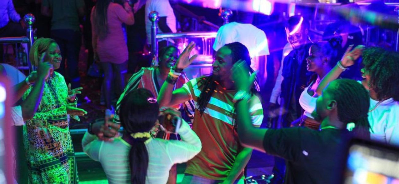 fu9o8mjaqae3-ek-6c383