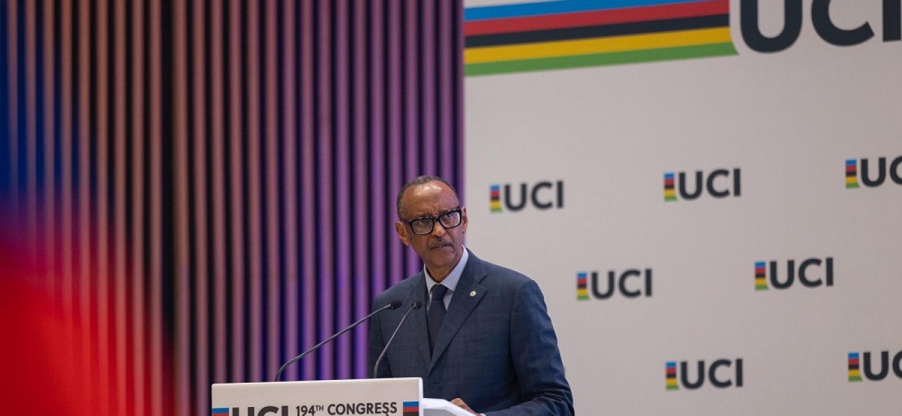 g1rbuq1xsaatiuu-d8ade