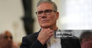 LONDON, ENGLAND - MAY 5: Prime Minister Keir Starmer joins party supporters in a community centre as the local elections campaign enters the final straight on May 5, 2026 in London, England. Labour is defending roughly 2,500-2,560 seats in Thursday's local elections with analysts predicting significant losses for the party. (Photo by Carl Court/Getty Images)