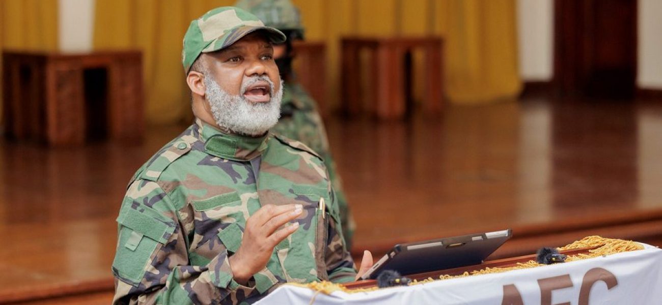 gii7vovxqaatd25-1a44b_1