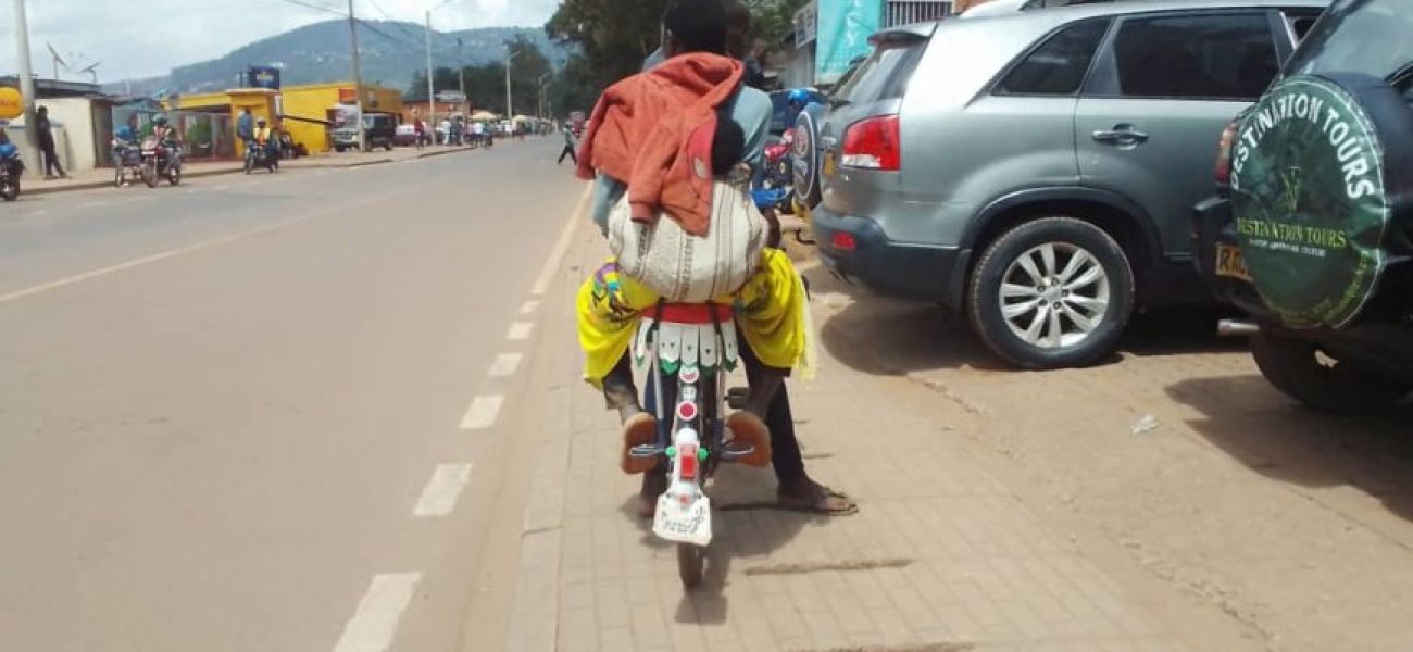 image_870x_682e102d26f02