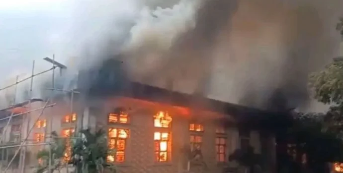 incendie-eglise-shekina (1)