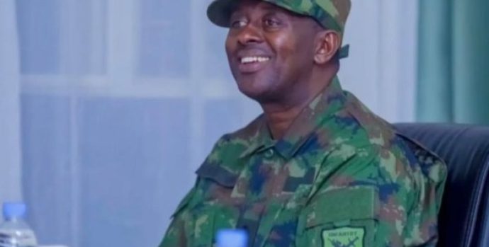 mwakire_chairman_mushya_wa_apr_fc_brig__gen_deo_rusanganwa.webp-516d0-0b70c_1