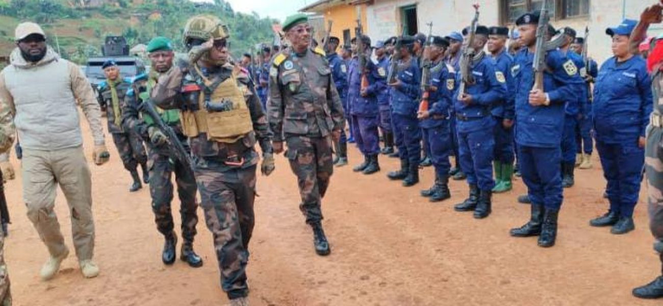 nord_kivu_le_gouverneur_militaire_en_mission_d_evaluation_a_lubero_centre_pht_ks_2025_jpeg_711_473_1 (1)