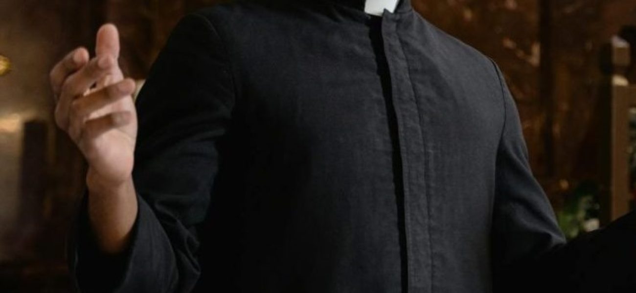 pexels-mart-production-7220067-e1753388129331-990x619