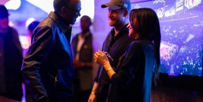 prince-harry-and-duchess-meghan-pictured-with-president-v0-28p7i5lm0yjg1
