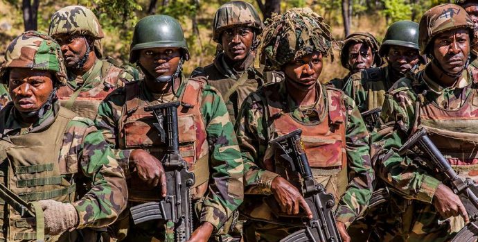 soldiers-from-the-malawi-defence-force-stand-in-formation-b92234-1024